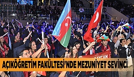 AÇIKÖĞRETİM FAKÜLTESİ'NDE MEZUNİYET SEVİNCİ