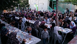 Esnaf ve vatandaştan bin 200 kişilik iftar
