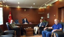 AK Parti Mahmudiye heyetinden Kaymakam Dolaş’a tanışma ziyareti