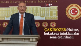 CHP’Lİ ÇAKIRÖZER TUTUKLU BOĞAZİÇİLİ ÖĞRENCİLER VE GAZETECİLERİ ZİYARET ETTİ