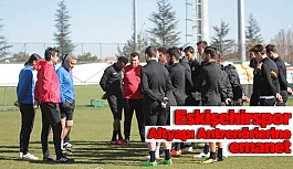 Eskişehirspor Altyapı Antrenörlerine emanet