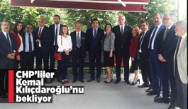 CHP Lideri Kılıçdaroğlu'nu bekliyorlar
