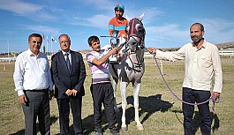 Büyükşehir kupası sahibini buldu