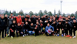 Eskişehirspor'a taraftarından Sevgililer Günü sürprizi
