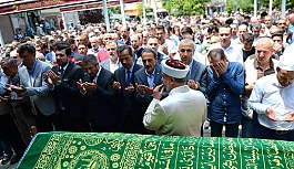 ESKİŞEHİR'DE MURSİ İÇİN GIYABİ CENAZE NAMAZI KILINDI