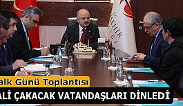 VALİ ÇAKACAK VATANDAŞLARI DİNLEDİ