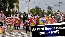 AK Parti Tepebaşı'ndan çocuklara uçurtma şenliği