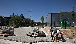Mahmudiye’de üst yapı çalışmaları...