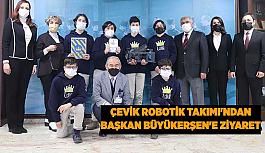 Çevik Robotik Takımı'ndan Başkan Büyükerşen'e ziyaret